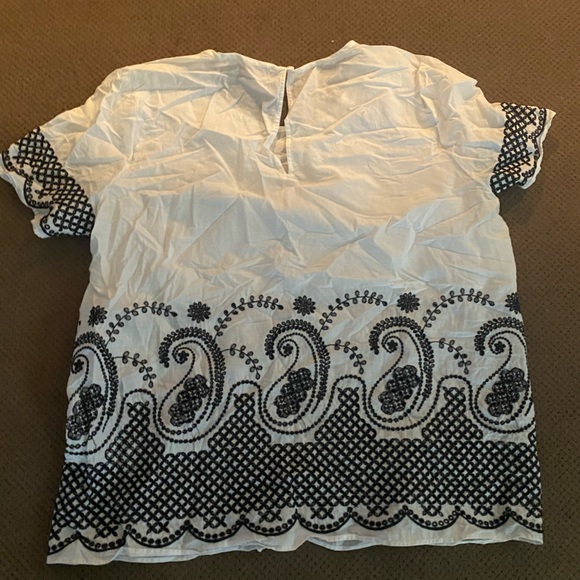 Women’s Michael Kors Outfit - Picture 2 of 8